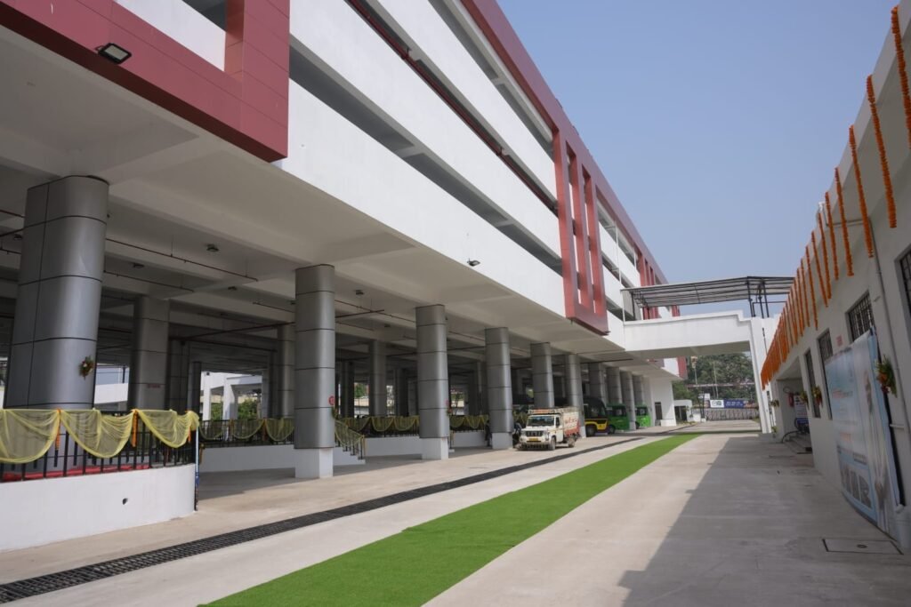 मल्टी मॉडल हब 2