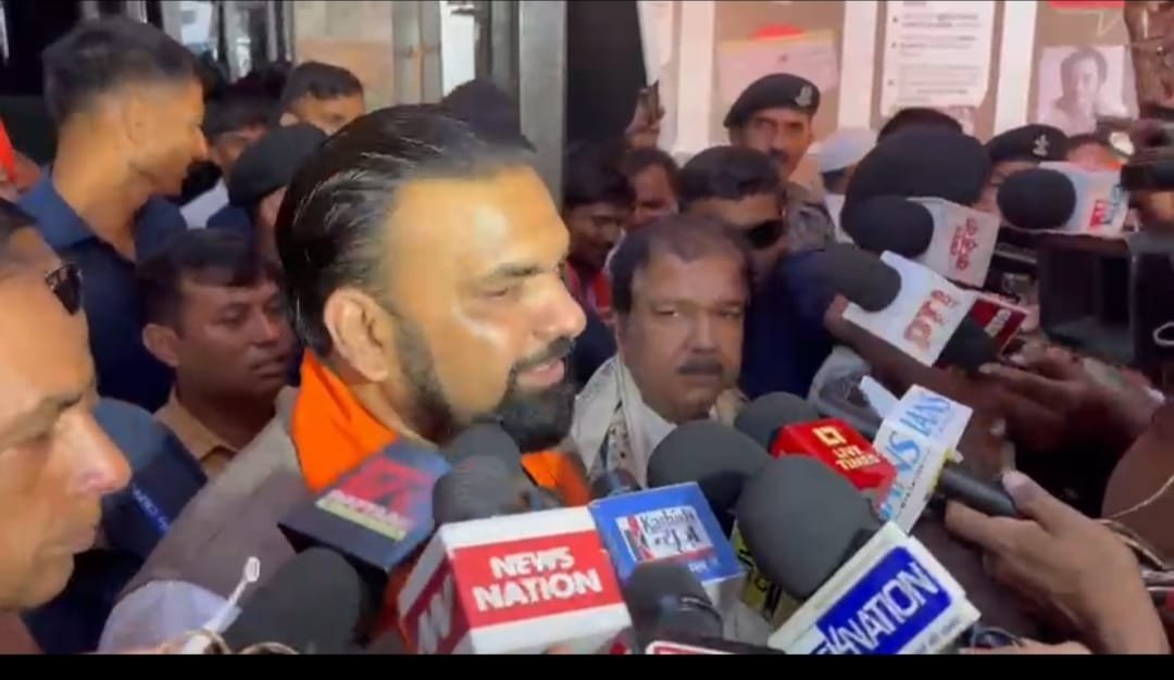 पटना: सम्राट चौधरी का राजद पर तीखा हमला, कहा – वक्फ बिल फाड़ना गुंडागर्दी का इतिहास