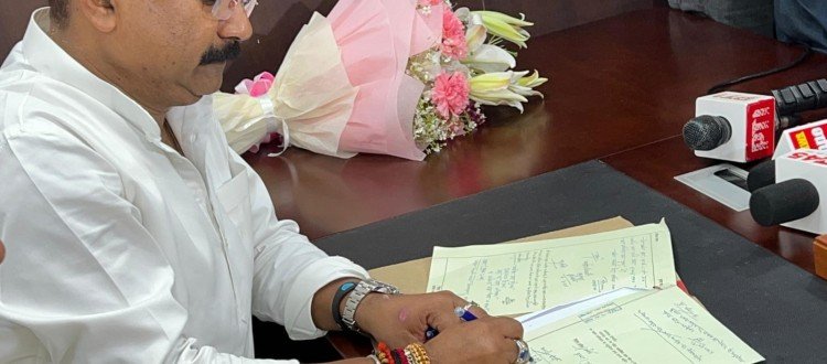 ग्रामीण सड़कों पर सरकार का बड़ा दांव