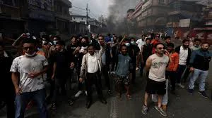 नेपाल में अशांति का दौर: आंदोलन, जेलब्रेक और कूटनीतिक तनाव 3 images