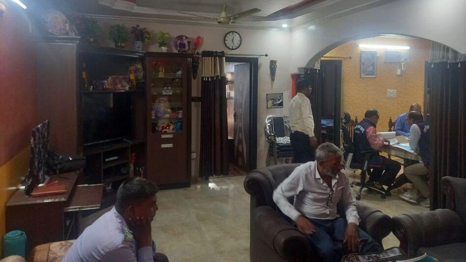 पटना में EOU की छापेमारी: इंजीनियर के घर से करोड़ों की काली कमाई और जलती हुई नकदी का खुलासा 4 untitled design 13 0 sixteen nine 1