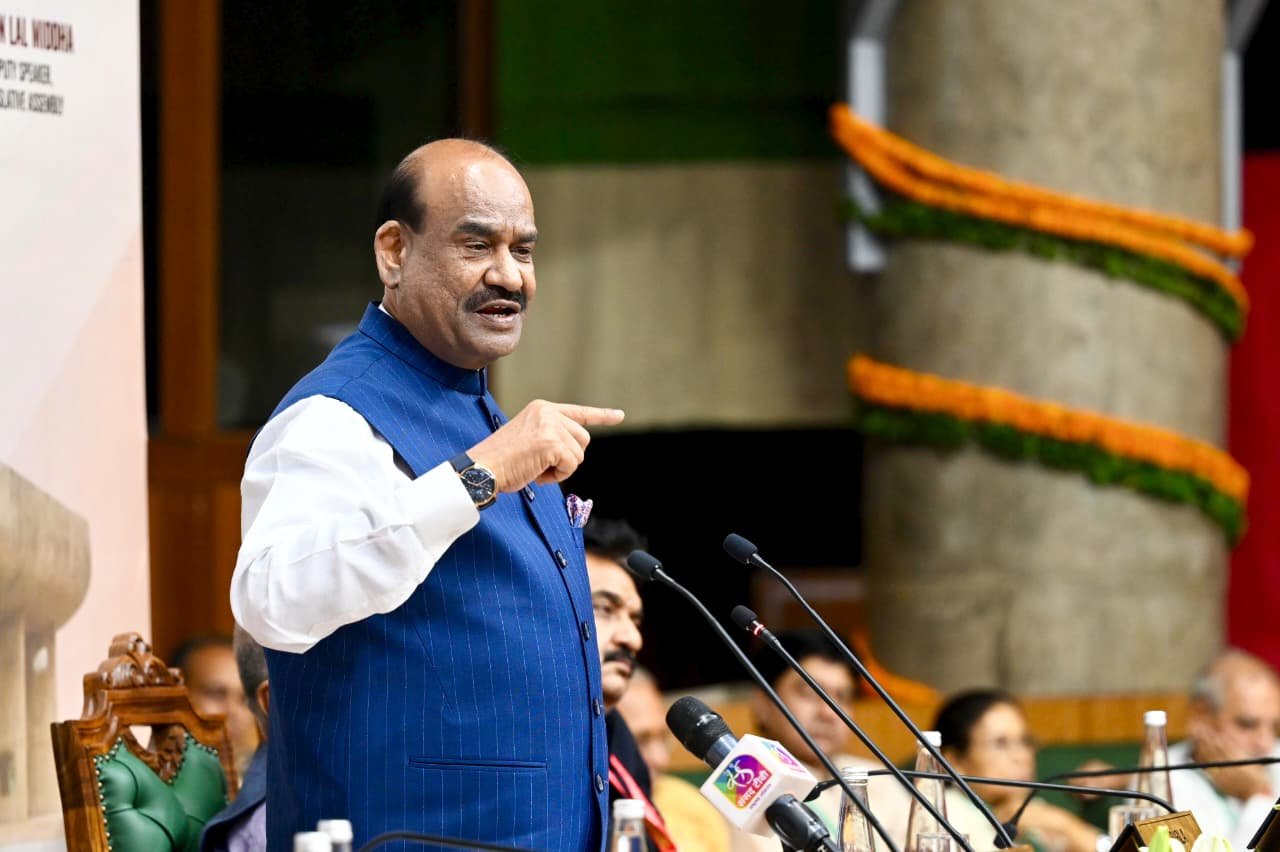 कॉमनवेल्थ पार्लियामेंट्री एसोसिएशन का उद्घाटन