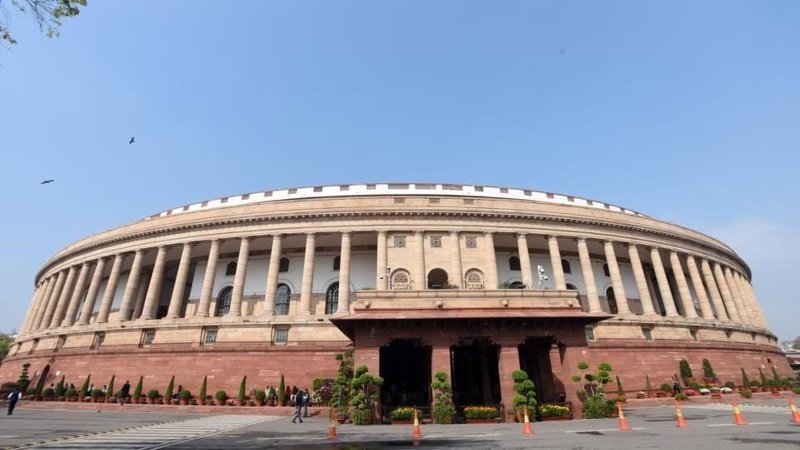 लोकसभा में लोक लेखा समिति की रिपोर्ट