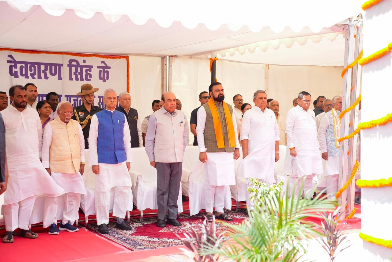 मुख्यमंत्री ने स्वतंत्रता सेनानी स्व० देवशरण सिंह जी को उनके जन्म दिवस के अवसर पर नमन किया